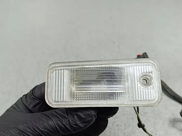 Luz de matrícula KIA Telluride 2020 92501B8000 image 2