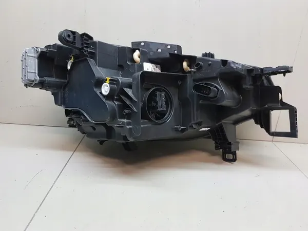 Vasen etuvalaisin VW ID4 Full LED image 5