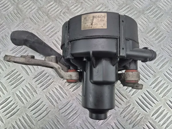 Toissijainen ilmapumppu OEM A0001405185 Mercedes W204 image 2