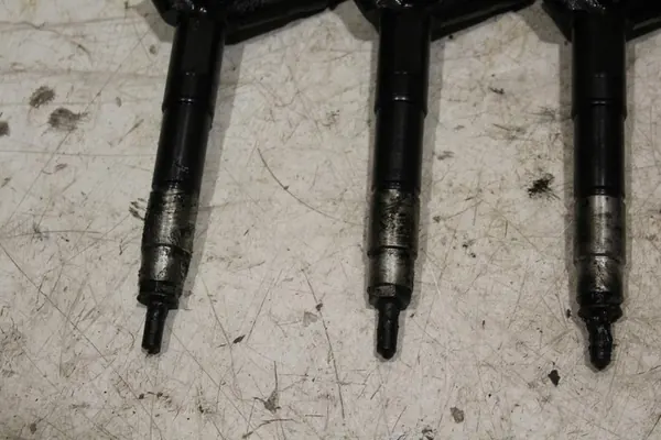 Bränsleinsprutare NISSAN CABSTAR MAXITY 2.5 Dci DENSO image 5