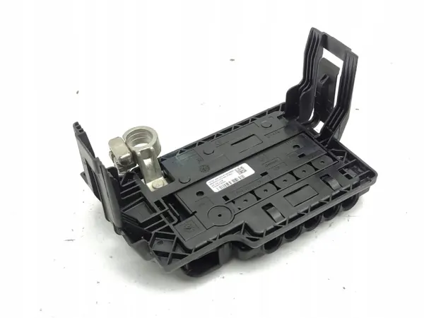 Fusible relais batterie Audi A1 2023 OEM 2Q0937548D image 3