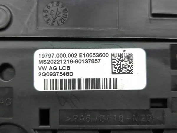 Fusible relais batterie Audi A1 2023 OEM 2Q0937548D image 7