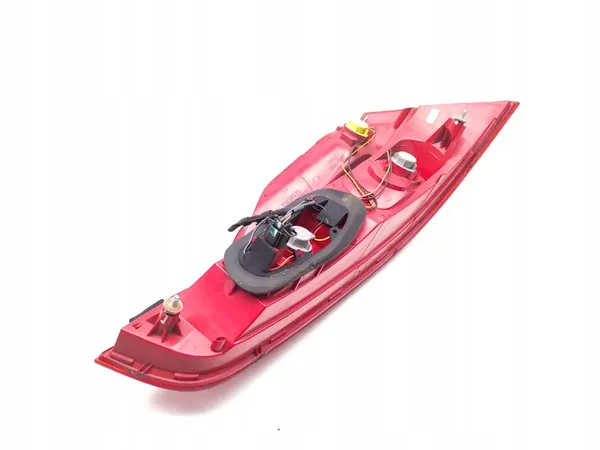 Audi Q7 Luz Trasera Derecha 2009 SUV 4L0945094 image 5