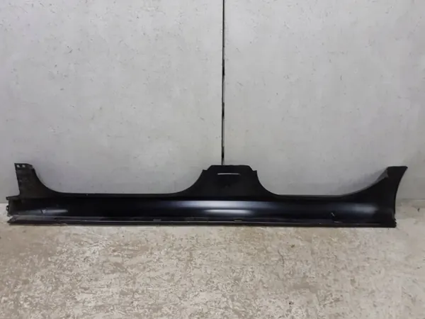 OEM 5E0 Rechte Schwellerverkleidung Skoda Octavia III image 4