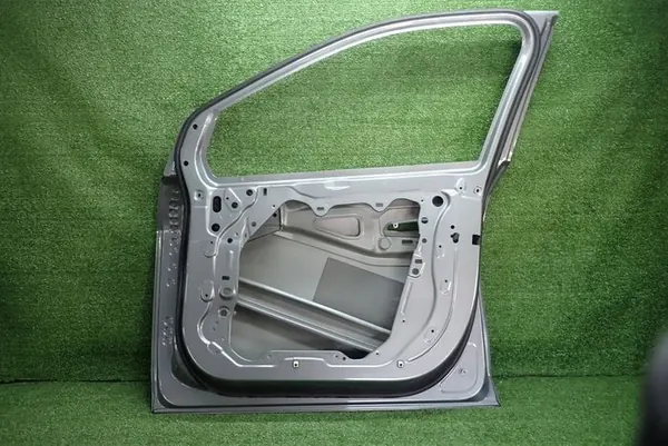 BMW OEM 793238004 Framdörr höger - Begagnad image 10