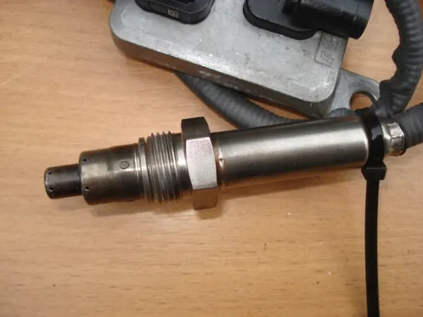 Sensor Lambda NOX MERCEDES A0009052310 image 6