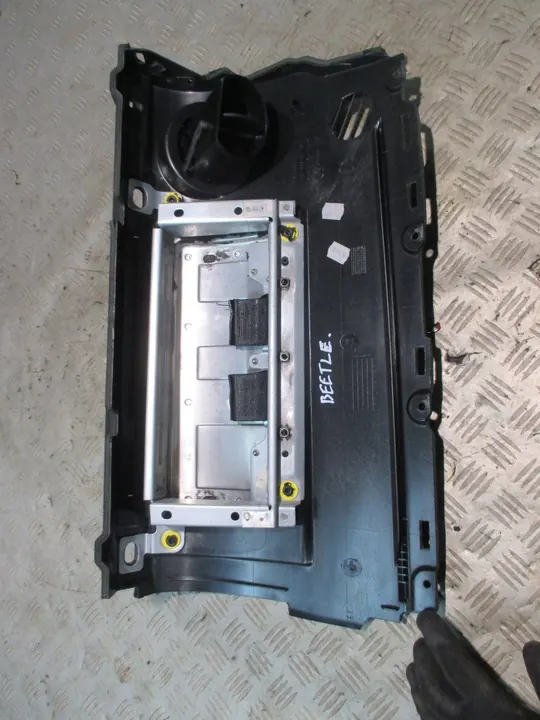 Tampa do painel VW New Beetle 1.9 image 3