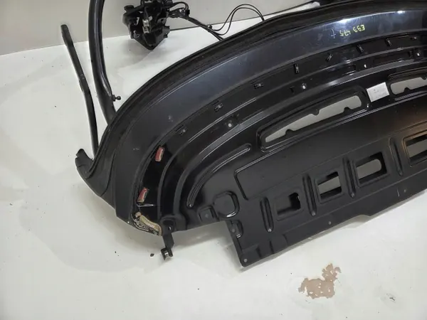 BMW E93 katon kansi OEM 7234703 - Musta Safiiri image 4