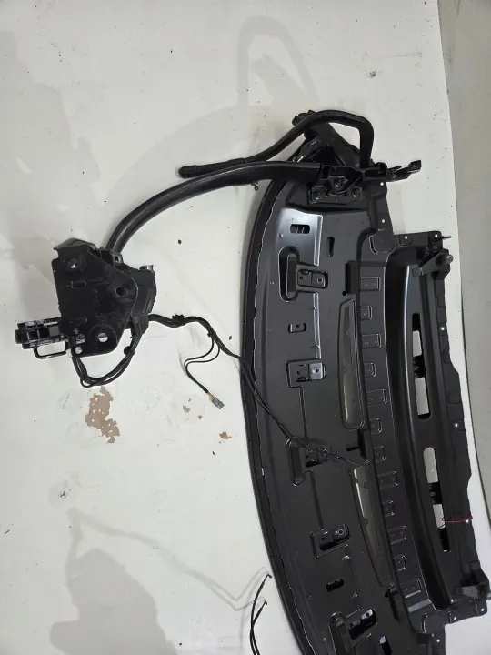 BMW E93 katon kansi OEM 7234703 - Musta Safiiri image 8