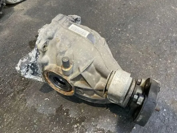 Achterdifferentieel MERCEDES-BENZ C W204 A2043508410 image 2