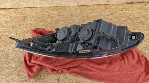 Oikea Etuvalaisin Renault Scenic III Lift EU 260106928R image 5