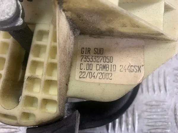 Fiat Vaihdevivun + Liitäntä image 6