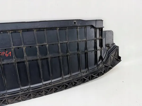 Skoda Scala Framskyddsplåt OE 657807061 image 8