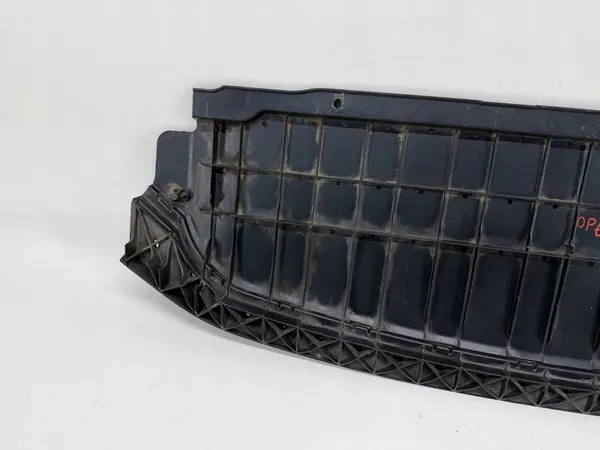 Skoda Scala Framskyddsplåt OE 657807061 image 9