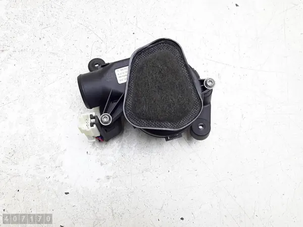 Mercedes-lämmityspuhallin OEM A2129063102 (W212) image 2