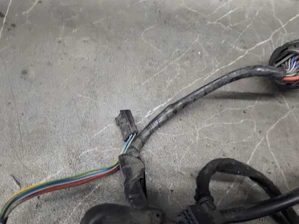 OEM 09165419 OviJohdin Vasen Etu Corsa C image 3