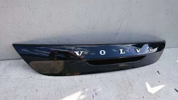 Volvo V40 Heckklappenblende OEM 31301303 Gebraucht image 3