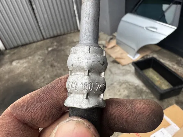 Conduto Hidráulico Caixa Mercedes 4MATIC OEM a6421807430 image 3