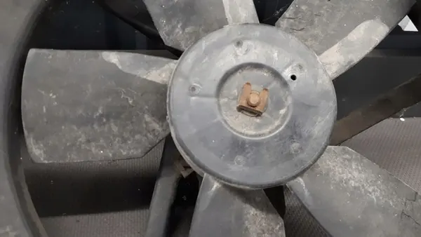 Opel Kadett D Fläkt 90571974 image 3