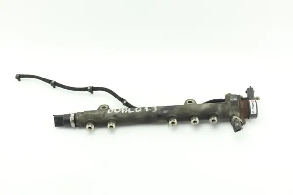 Fiat Doblo I 2000-2010 spuitgiet OEM 46817523 image 2