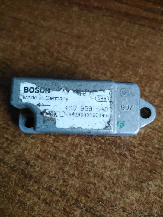 Capteur de choc Audi A8 D2 OEM 4D0959643 image 2