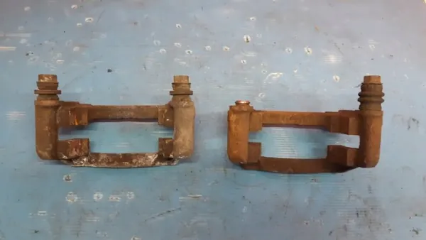 OEM 3232775071 Support de Serrage Arrière Vivaro Talento III image 4