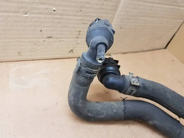 Volkswagen PASSAT B7 2012 Jäähdytyslinja image 6