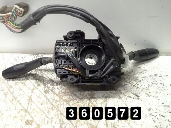 Interruptor Hyundai Accent OEM AM-360572 Usado image 7