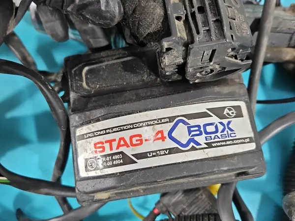 Instalación LPG STAG 4 QBOX BASIC Fiat Panda II image 7