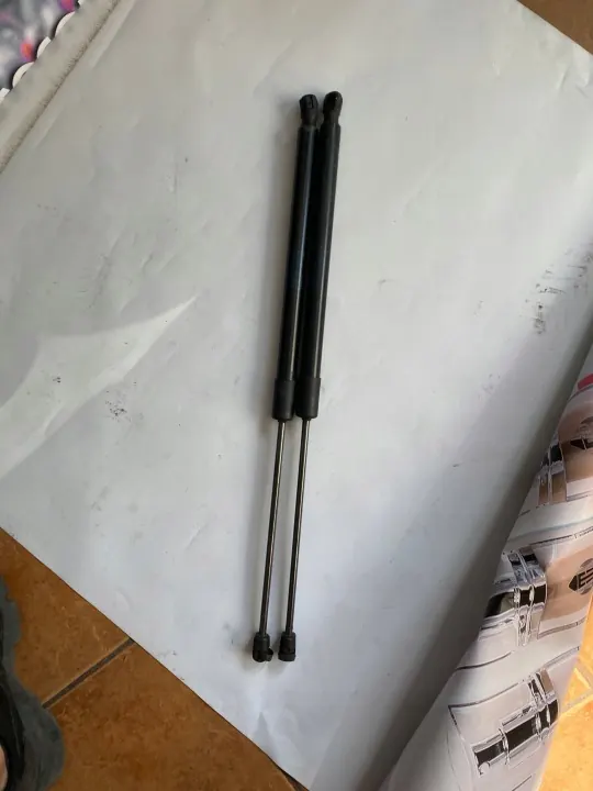 Skoda Kodiaq achterklepactuator OEM 254553 (Set van 2) image 2