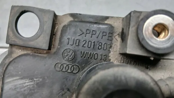 Begagnat kolfilter OEM 1J0201801C för Audi A3 8L image 8
