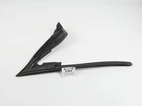 Etuoikea ikkunatiiviste OEM 803300015R - Renault Laguna III image 2