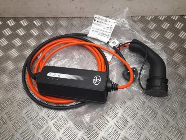 Laadkabel Toyota C-HR II 2024 OEM G9060-YM131 image 2