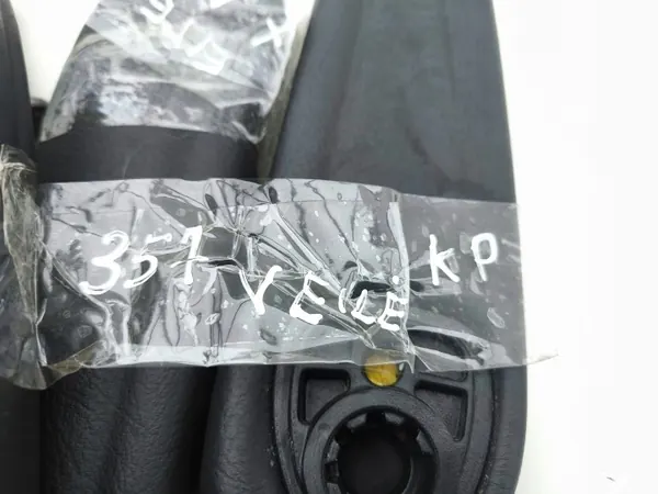Accoudoir arrière Chrysler Voyager 2008 OEM AMD213601 image 6