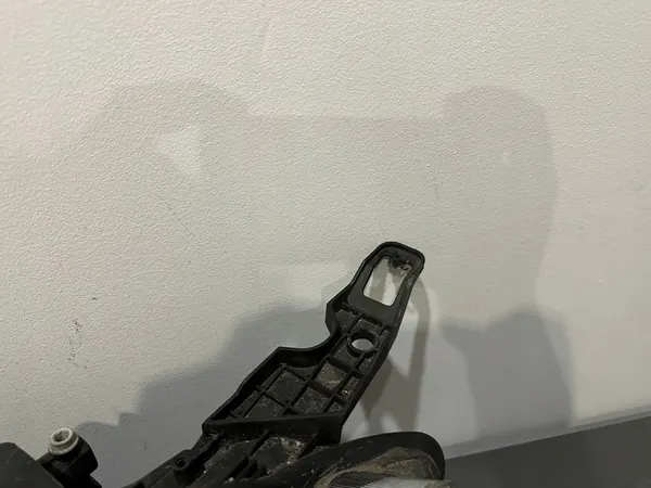 PEUGEOT 301 Faro Izquierdo 9675139080 image 8