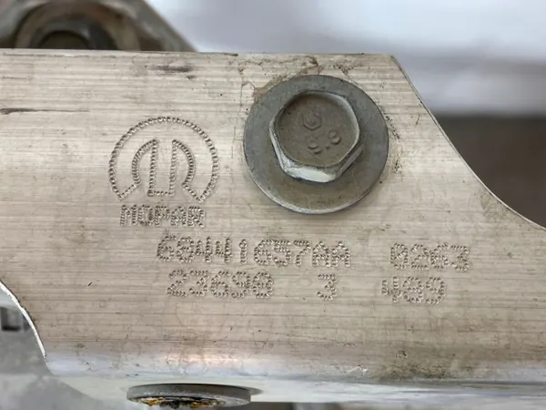 Jeep OE Vorderfedern OEM 68441657AA - Gebraucht image 7