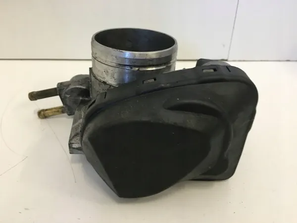 AUDI A4 B5 LIFT 1.6 B Corpo de Borboleta 06B133062D image 5