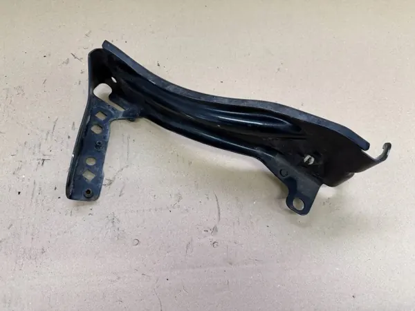 Audi TT Mk2 oikea ajovaloliuska OEM MOCAUDP050226 image 2