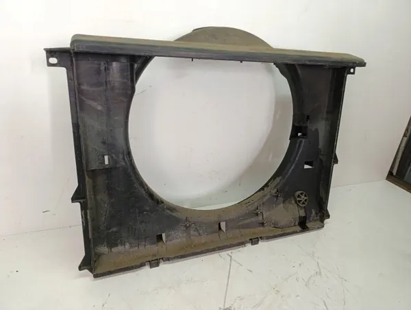 BMW 17055839 Cache Ventilateur pour Série 7 E38 M52 image 4