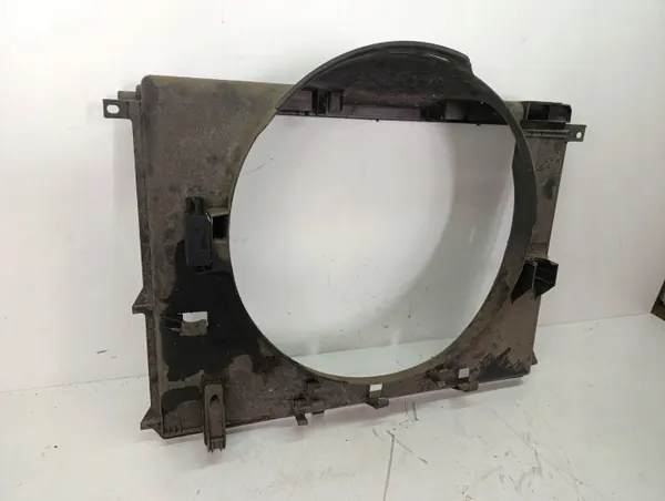 BMW 17055839 Cache Ventilateur pour Série 7 E38 M52 image 7