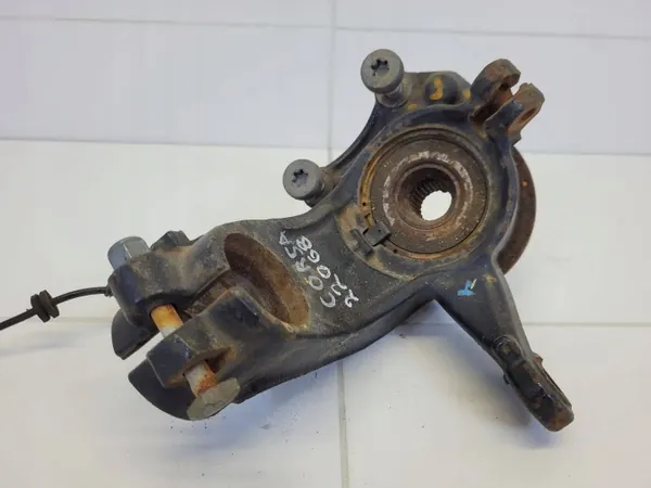OEM 13388767 Vorderer Radträger links Opel Corsa E image 3