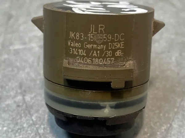 Sensor de estacionamento OEM FBZ18021 para Jaguar F-Pace image 3