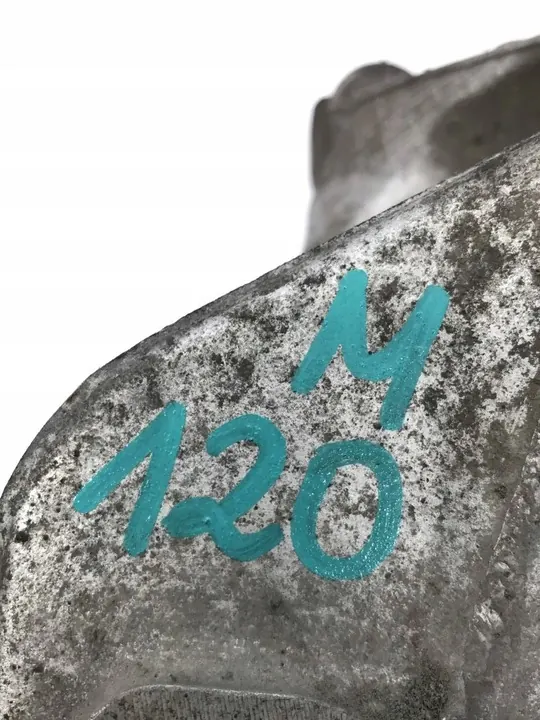 Snodo anteriore destro CLA35 A35 W118 W177 OEM image 6