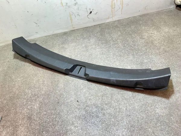 Couvercle de serrure coffre Tesla Model S OEM 164351200A image 2