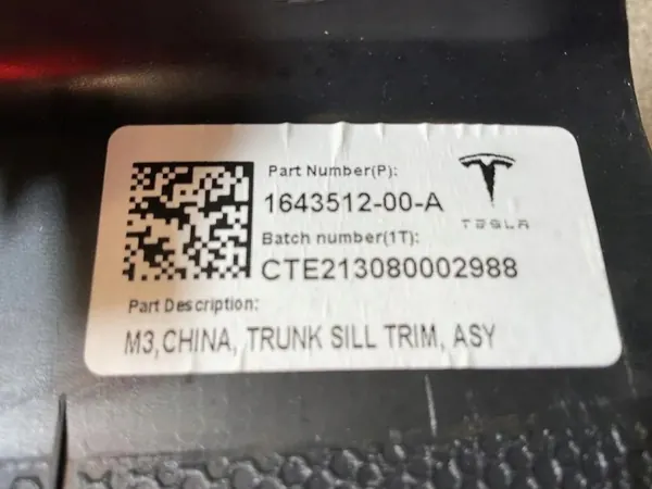 Couvercle de serrure coffre Tesla Model S OEM 164351200A image 4