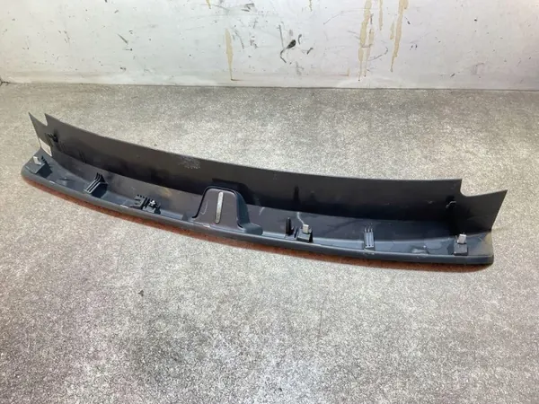 Couvercle de serrure coffre Tesla Model S OEM 164351200A image 6