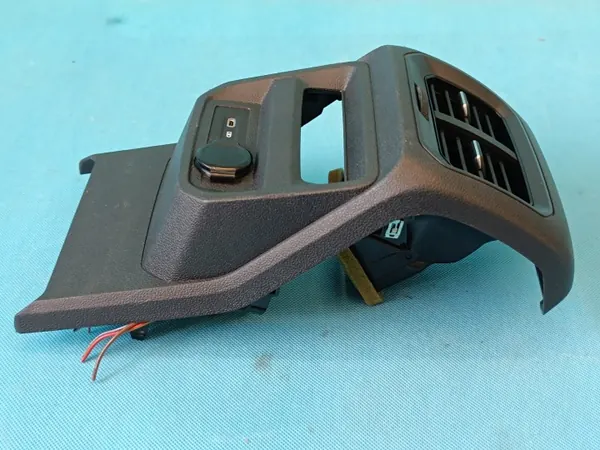 Rejilla de ventilación OEM 5NA819203 para VW Tiguan II 2 Lift image 5