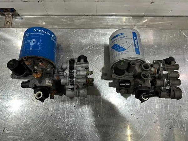 Soupape de sécheur d'air OEM K040604 Iveco Stralis image 2