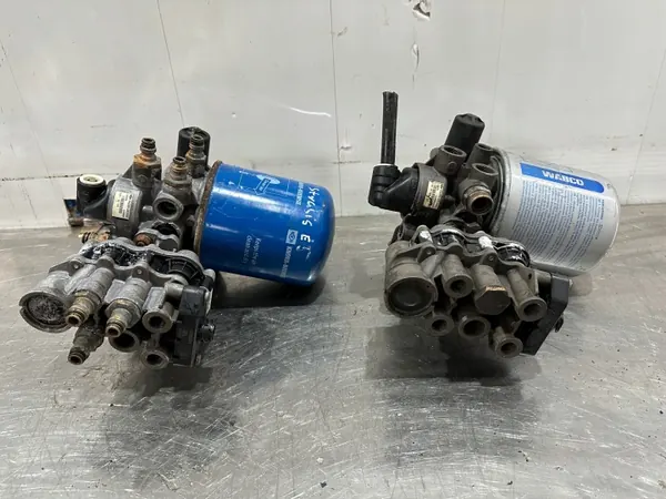 Soupape de sécheur d'air OEM K040604 Iveco Stralis image 4