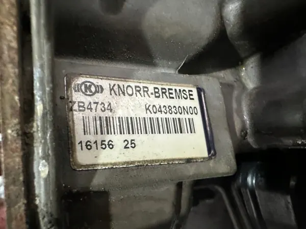 Soupape de sécheur d'air OEM K040604 Iveco Stralis image 6